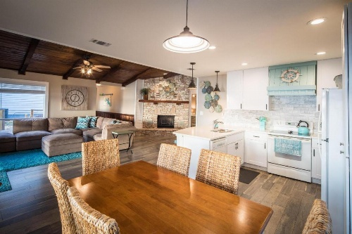 Cliff House At Canyon Lake Home image 41